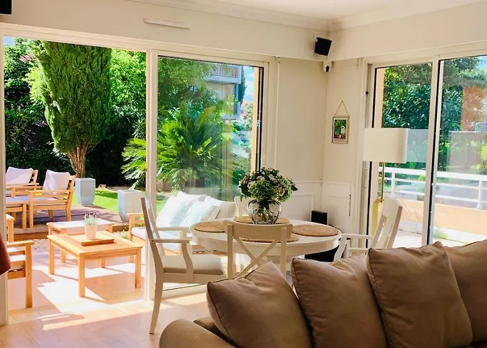 Apartamento Charming With Garden